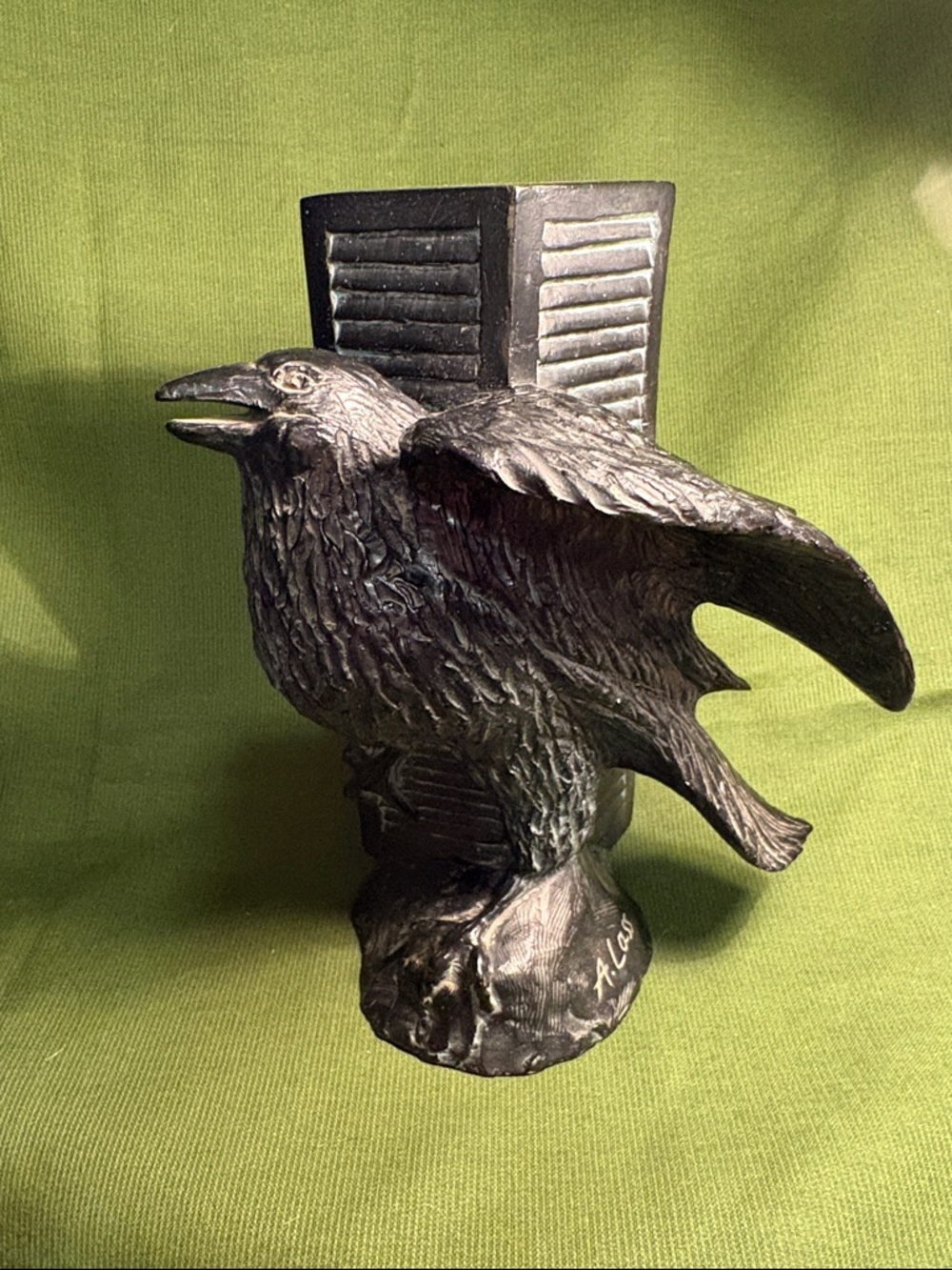 Raven/Crow A Lass Bookend